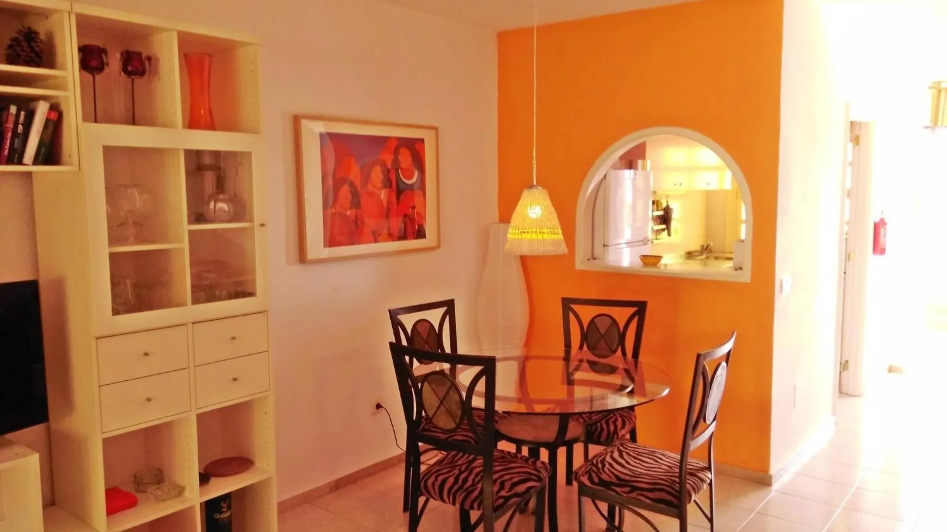 בית נופש Casa Sarita - Exclusive Retreat In The Sun-Drenched South Of Tenerife ספרד